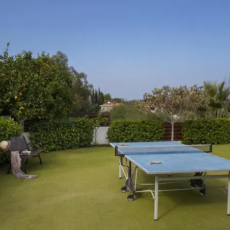 Imagine You And Your Family Renting This Luxury Villa Minutes From The Beach, Protaras Villa 1497 וילה