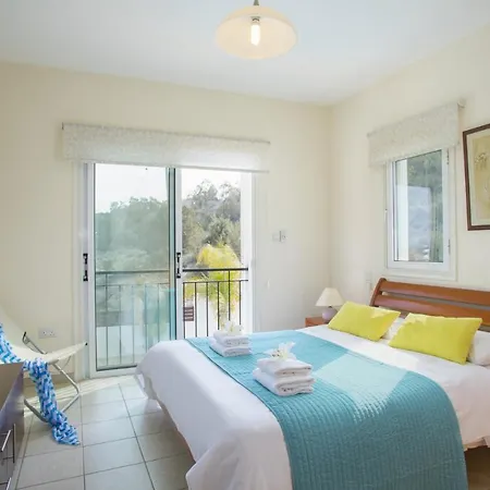 Imagine You And Your Family Renting This Luxury Villa Minutes From The Beach, Protaras Villa 1497 פרוטאראס
